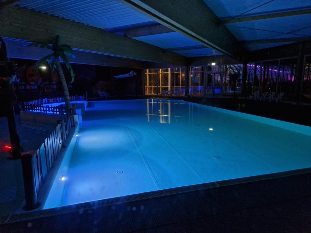 Vechtdalchalet De Berk, 5 Sterrenpark Capfun Stoetenslagh Rheezerveen Kültér fotó