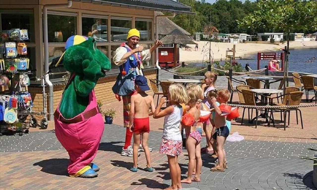 Vechtdalchalet De Berk, 5 Sterrenpark Capfun Stoetenslagh Rheezerveen Kültér fotó